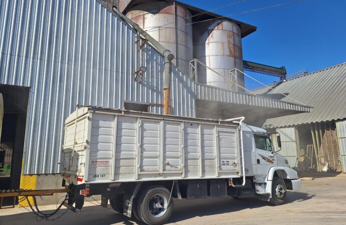 Advierten que el transporte de carga podría paralizarse en todo el país