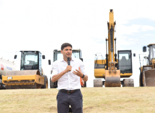 “No se puede forzar la liquidación de divisas”: Pullaro volvió a defender al sector agropecuario