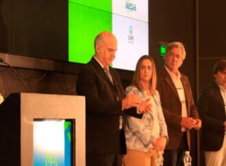 El campo le reclamó a Milei que siga la baja de retenciones y el Gobierno los invitó a sembrar trigo y cebada