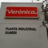 Una histórica empresa láctea paralizó su producción y no paga sueldos