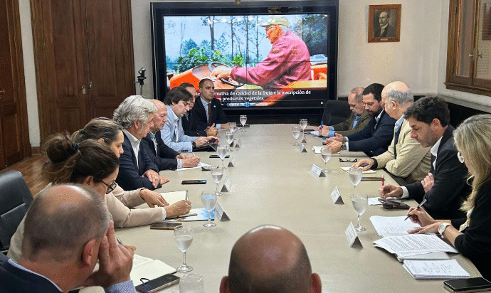 En medio del problema de las retenciones, la Mesa de Enlace se reunirá este lunes con Agricultura