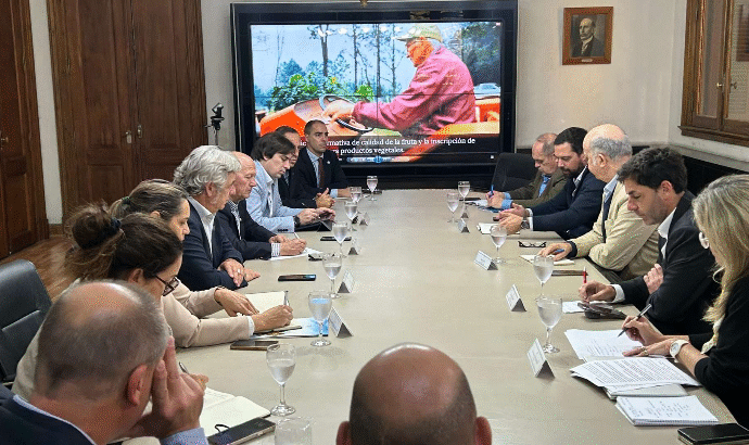 Mesa de Enlace con Agricultura por el INTA