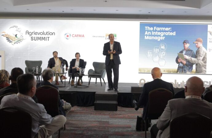 Una inversión necesaria: ¿cuánto costaría “iluminar” con wifi toda el área agrícola argentina?